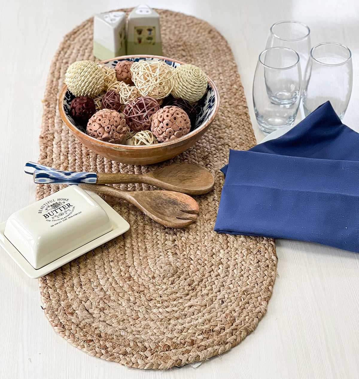 CHARDIN HOME Round Woven Jute Braided Placemats, Set of 4, 14 Inch | Farmhouse, All Natural