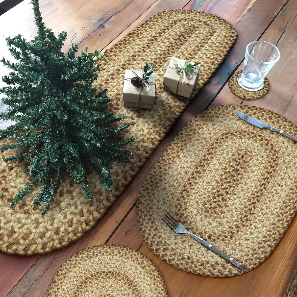 Homespice Apple Pie Braided Coasters for Country Decor, Round 4 Set of 6 | Red Absorbent Drink Coasters for Tabletop, Absorbs Moisture, Rich Colors, Durable and Easy to Clean