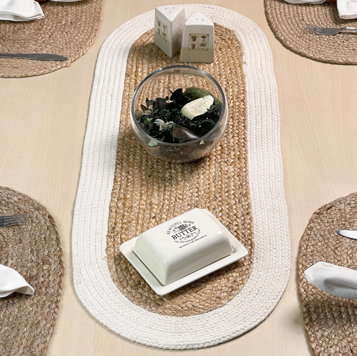 CHARDIN HOME Round Woven Jute Braided Placemats, Set of 4, 14 Inch | Farmhouse, All Natural